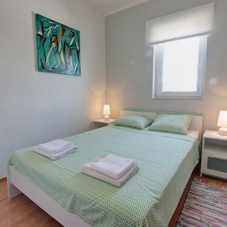 Apartman プーラ エクステリア 写真