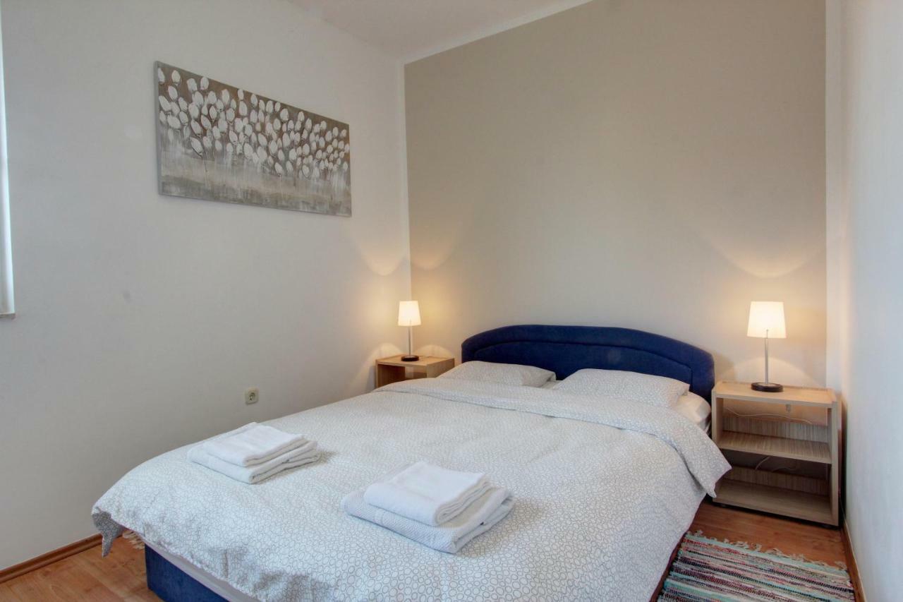 Apartman プーラ エクステリア 写真